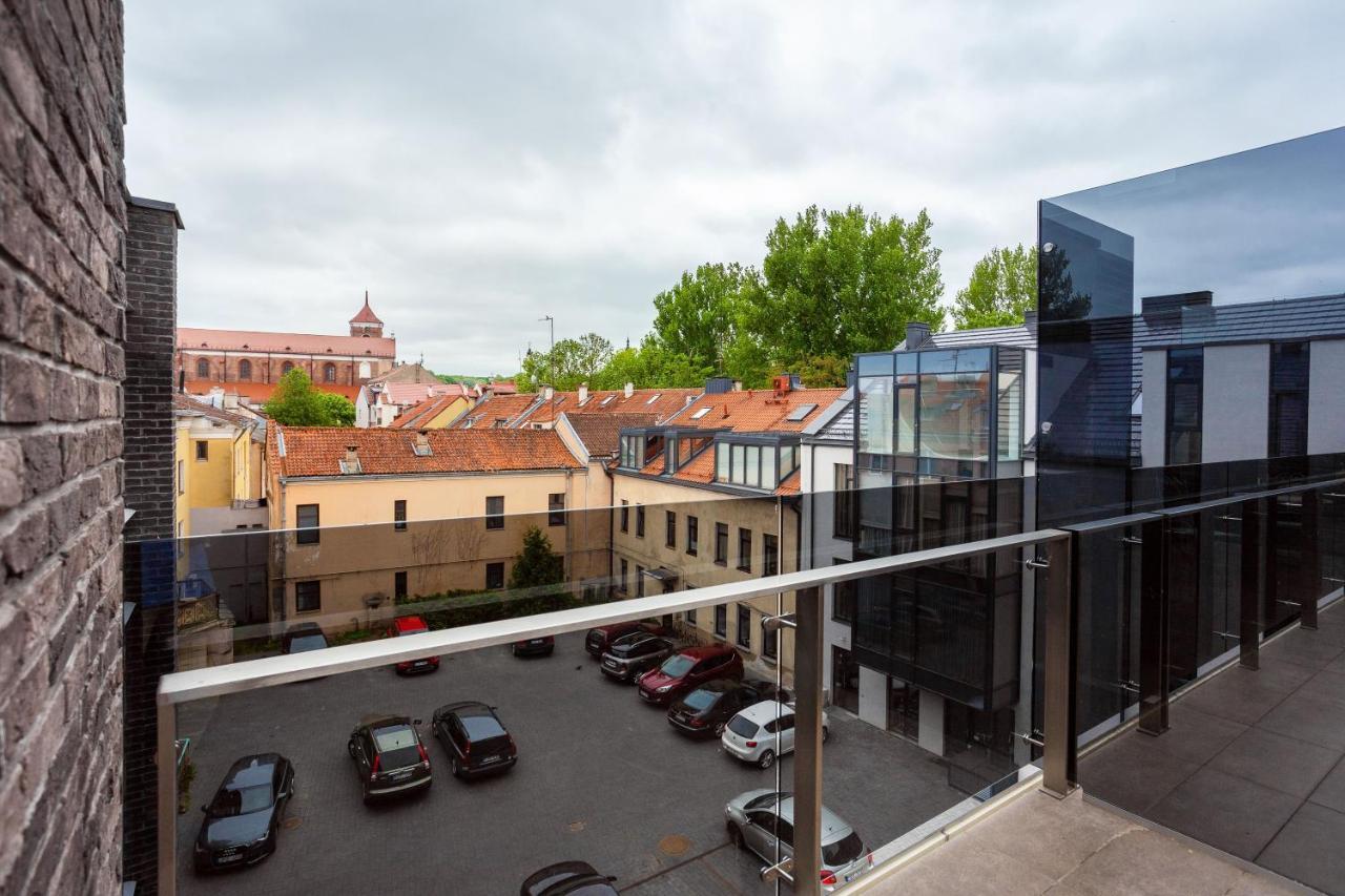 Luxurious Kaunas Basilica Apartment In Old Town By Urban Rent Exterior photo