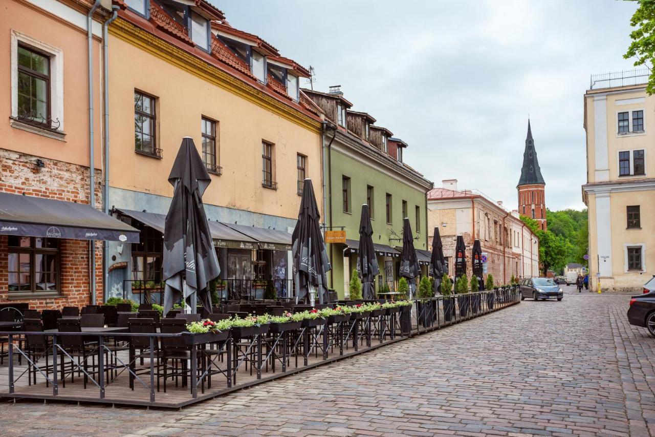 Luxurious Kaunas Basilica Apartment In Old Town By Urban Rent Exterior photo