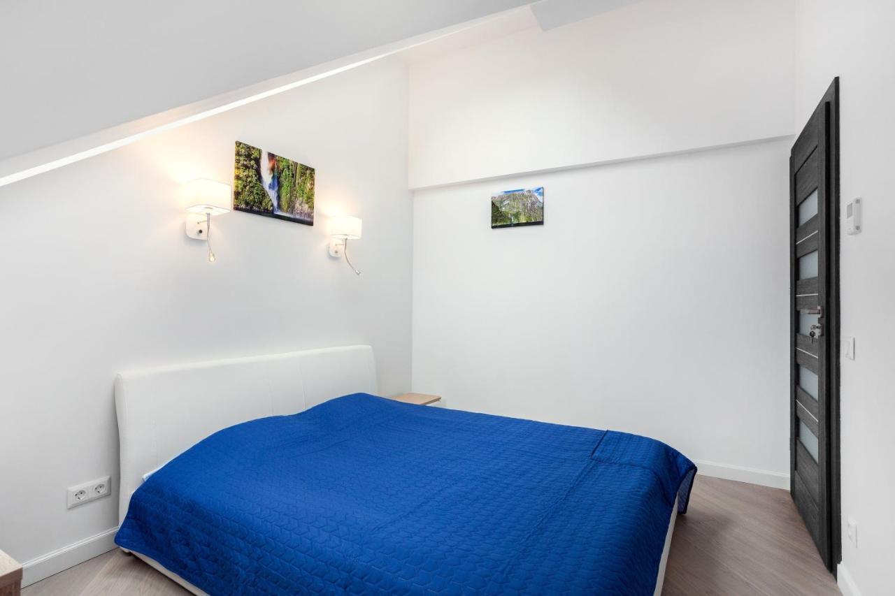 Luxurious Kaunas Basilica Apartment In Old Town By Urban Rent Exterior photo