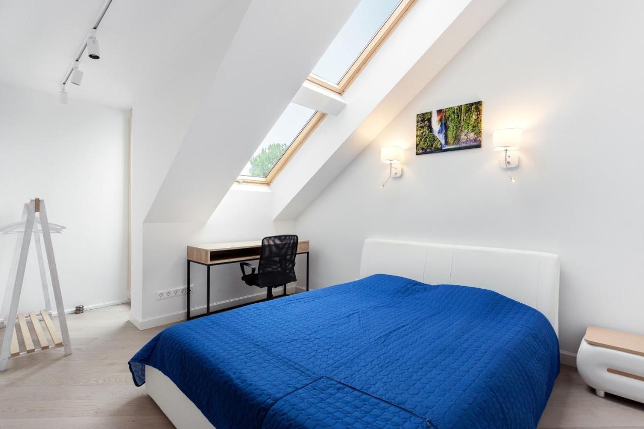 Luxurious Kaunas Basilica Apartment In Old Town By Urban Rent Exterior photo